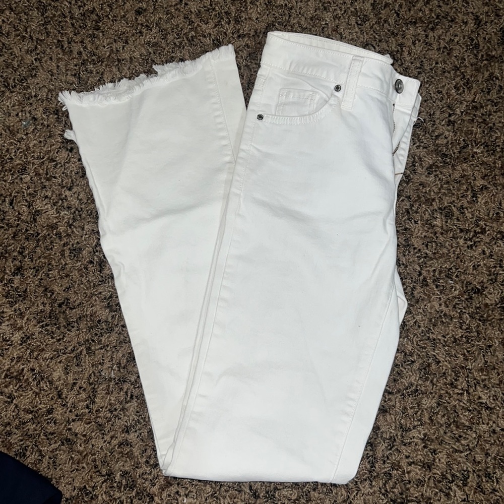 White bootcut jeans !